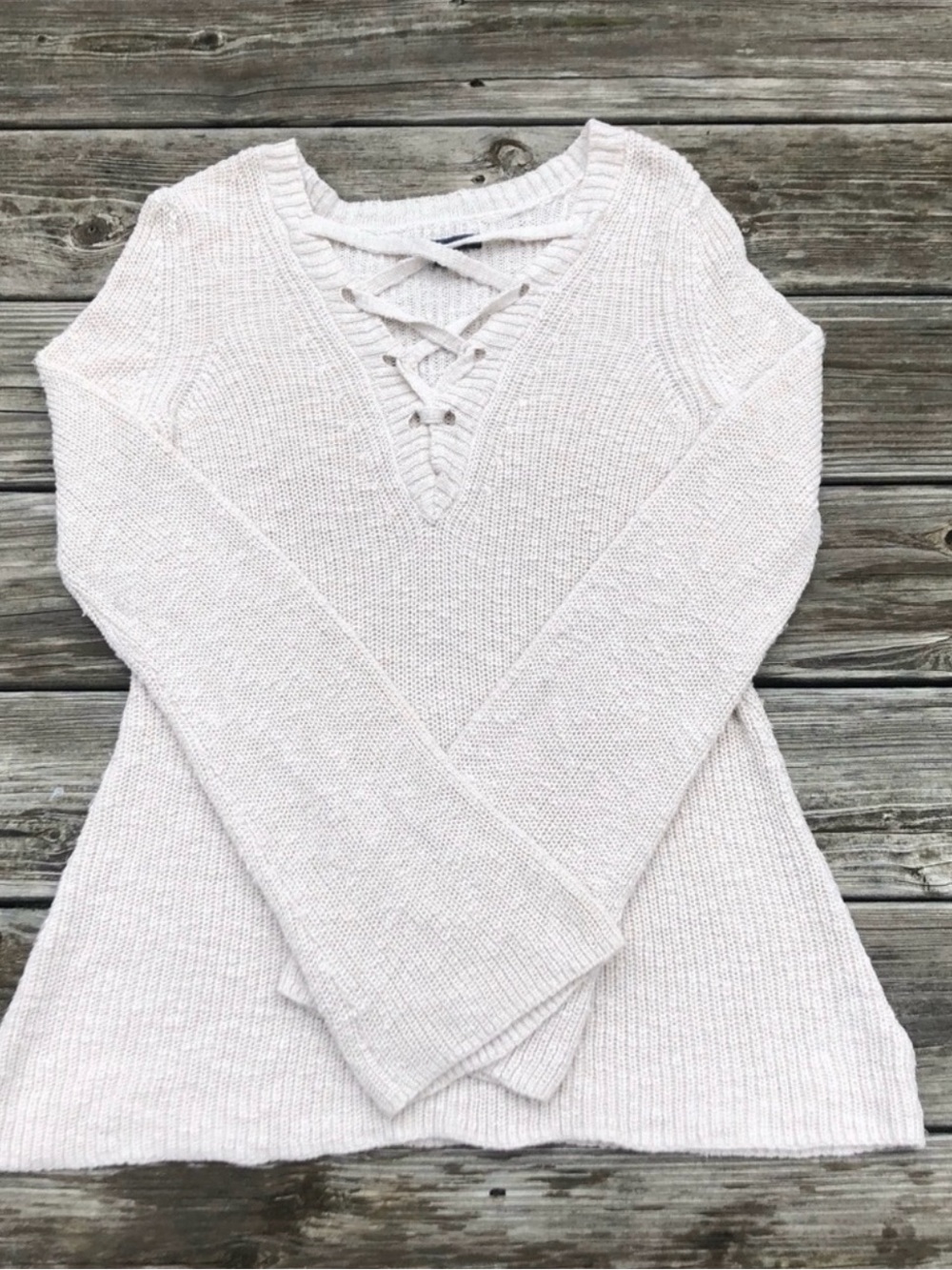 AMERICAN EAGLE Lace-Up V-Neck Women's Sweater in Beige